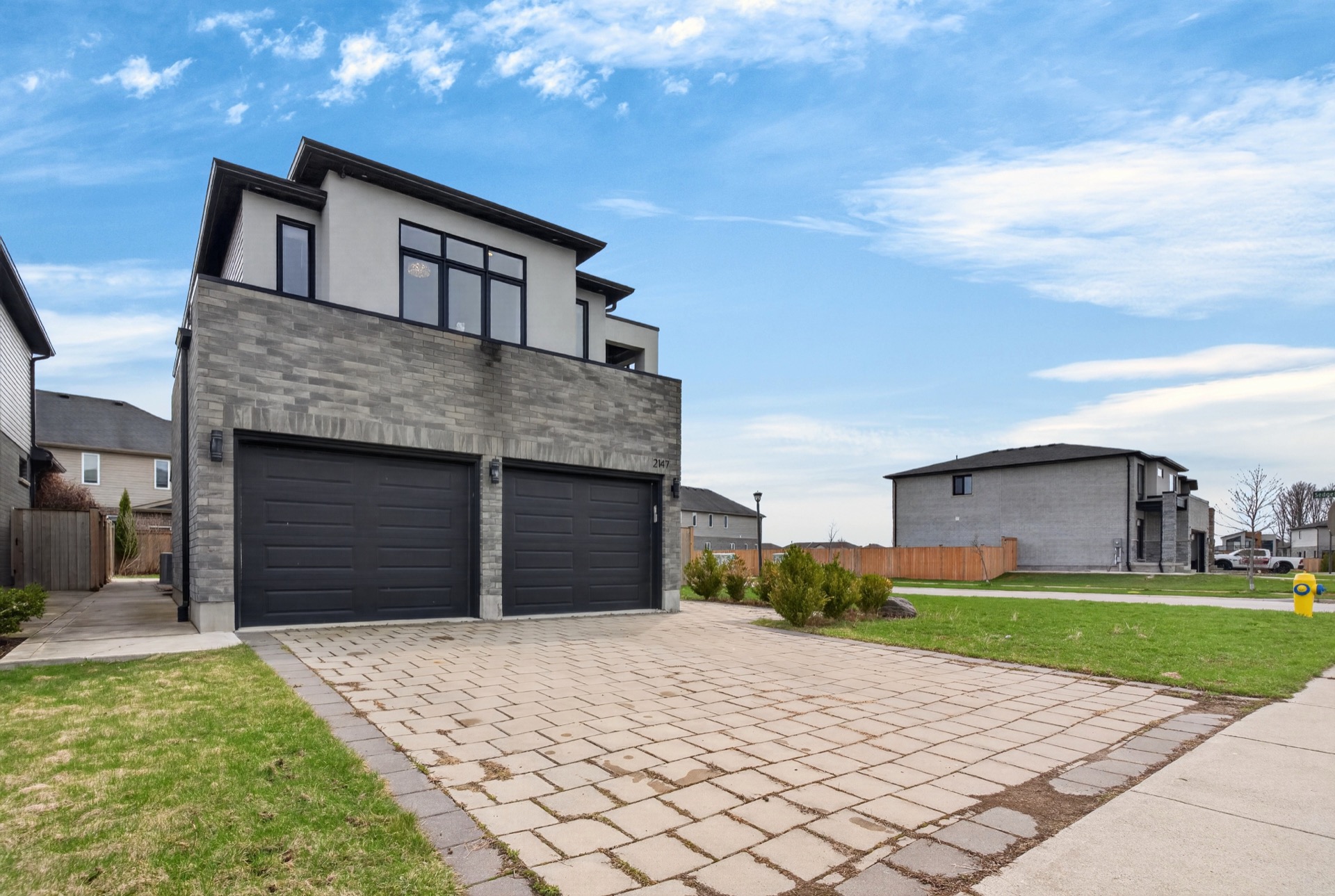 Front exterior daytime